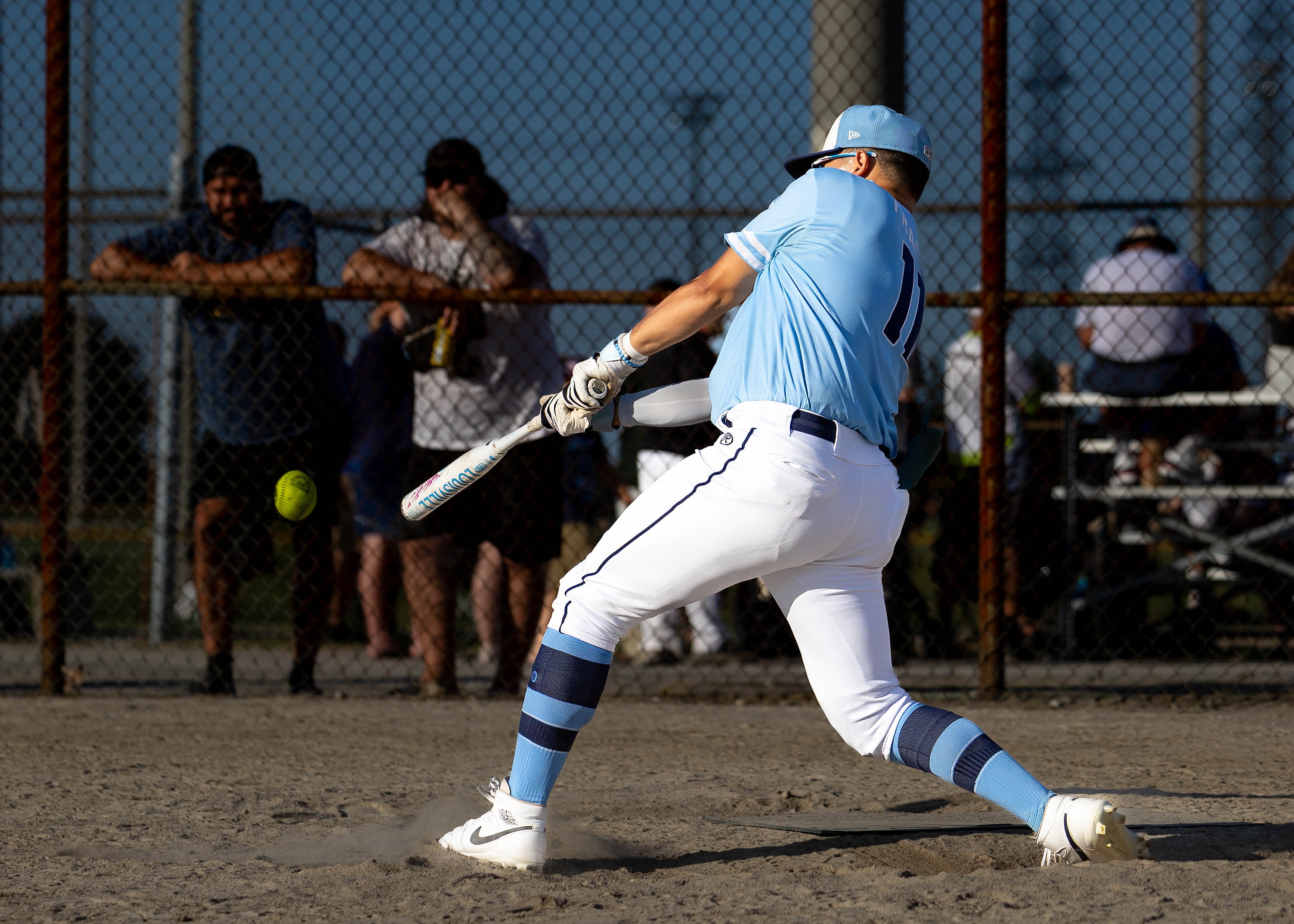 7 Best Ways to Take Care of Your Composite Bat-1.jpg